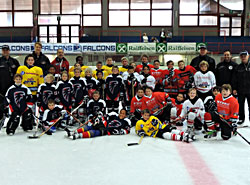 Gruppenbild Eishockey Sommerkurs 2014